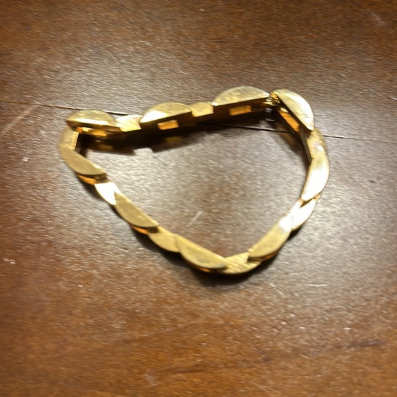 Beautiful holder block bracelet - Picture 2 of 3